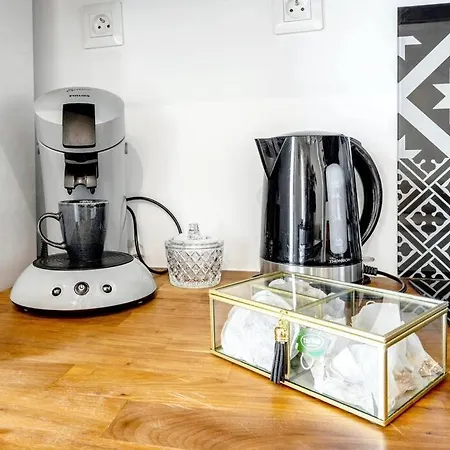 Cosy Appart En Centre Ville/quartier Artistique Apartman Sète